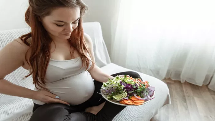 Loss of Appetite: जानें, क्यों प्रेगनेंसी में कुछ महिलाओं को भूख नहीं लगती है?