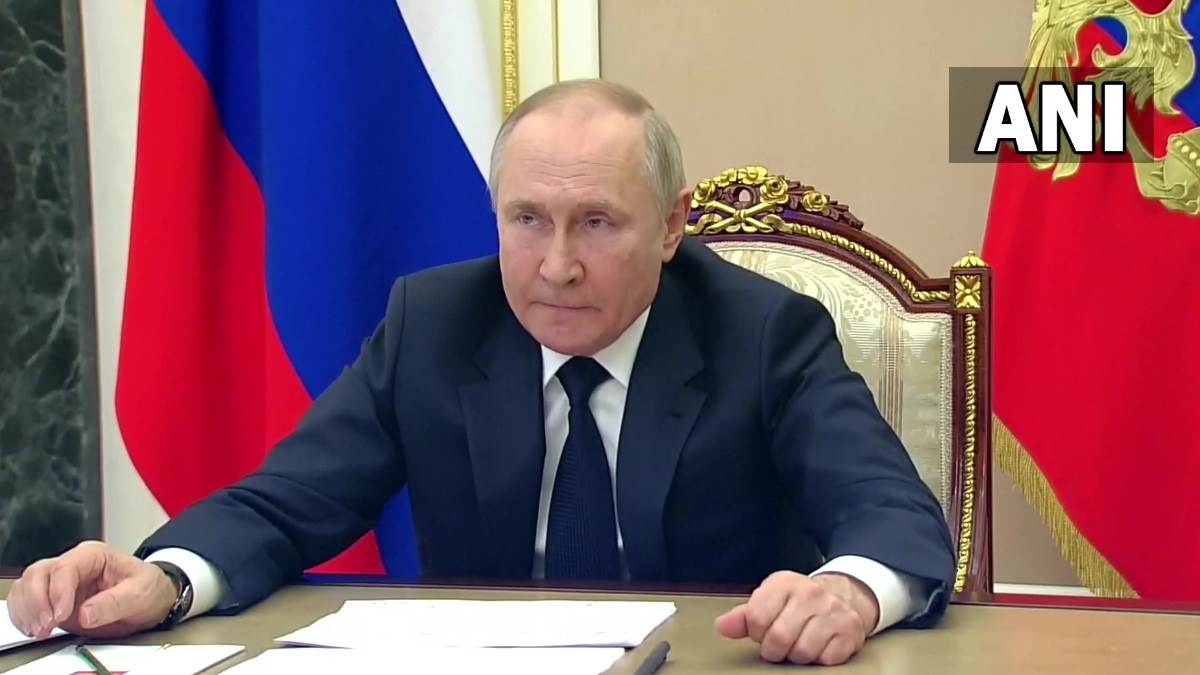 https://www.jagranimages.com/images/newimg/17092022/17_09_2022-vladimir_putin_23078167_1616467.jpg