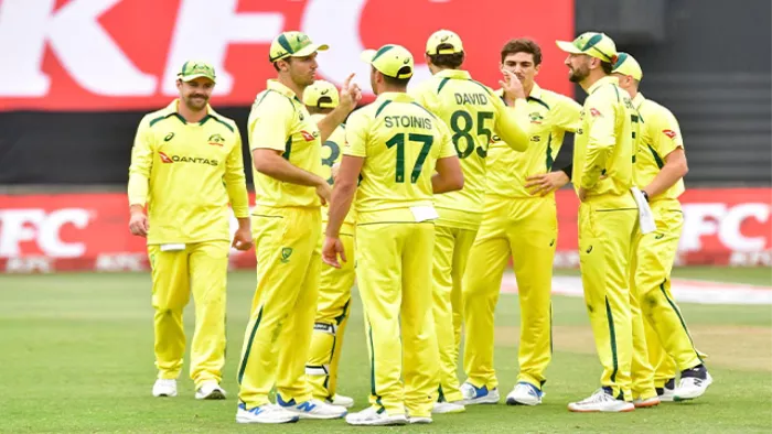 IND vs AUS: ऑस्ट्रेलिया ने भारत से भिड़ने के लिए अपनी 18 सदस्यीय टीम का एलान कर दिया है।