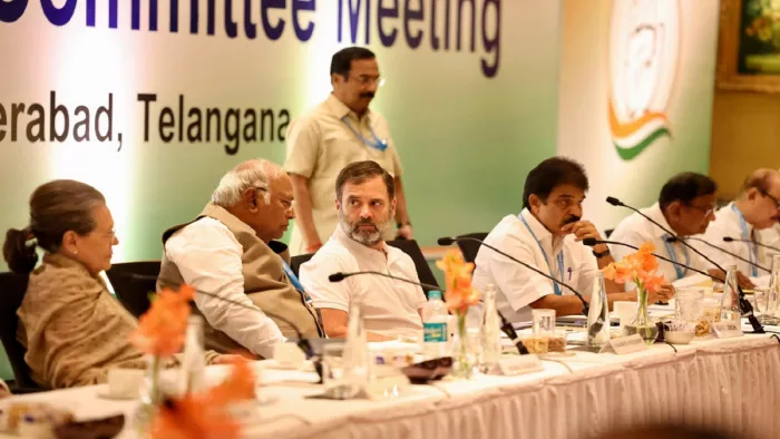 कांग्रेस की नवगठित कार्यसमिति की बैठक हैदराबाद में आयोजित की गई है।(फोटो सोर्स: जागरण)