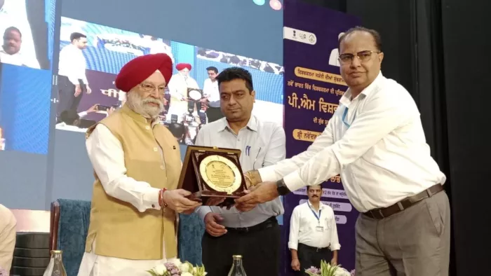 'कारीगरों के कौशल को नया आयाम देगी पीएम विश्वकर्मा योजना', अमृतसर में बोले केंद्रीय मंत्री हरदीप पुरी