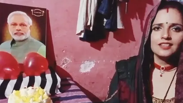 Seema Haider ने खास तरीके से मनाया पीएम मोदी का जन्मदिन।