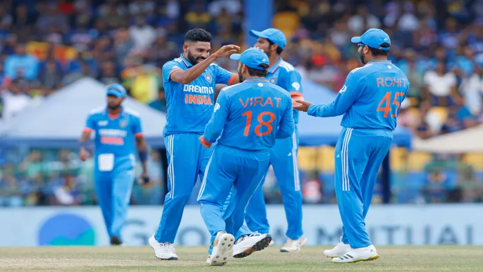 Mohammad Siraj: सिराज ने एक ओवर में चार विकेट झटके।
