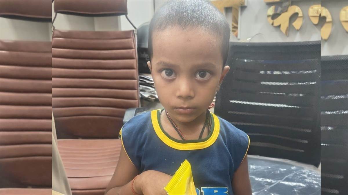 https://www.jagranimages.com/images/newimg/17092025/17_09_2025-child__24049699.jpg
