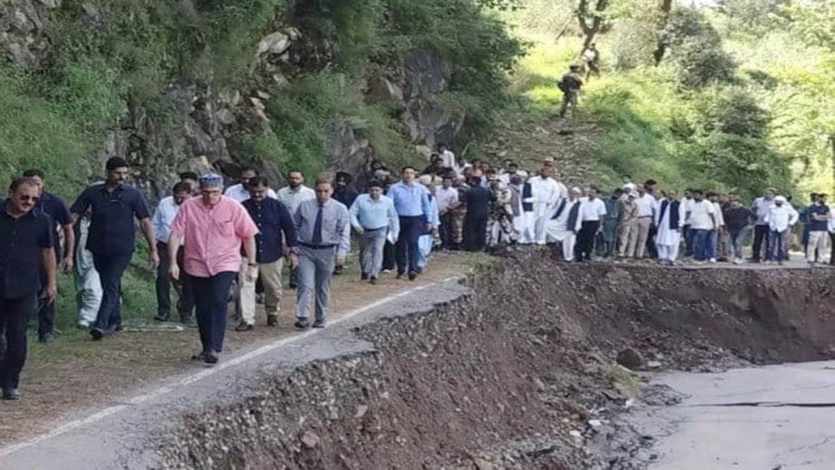 https://www.jagranimages.com/images/newimg/17092025/17_09_2025-cm_poonch_24050329.jpg