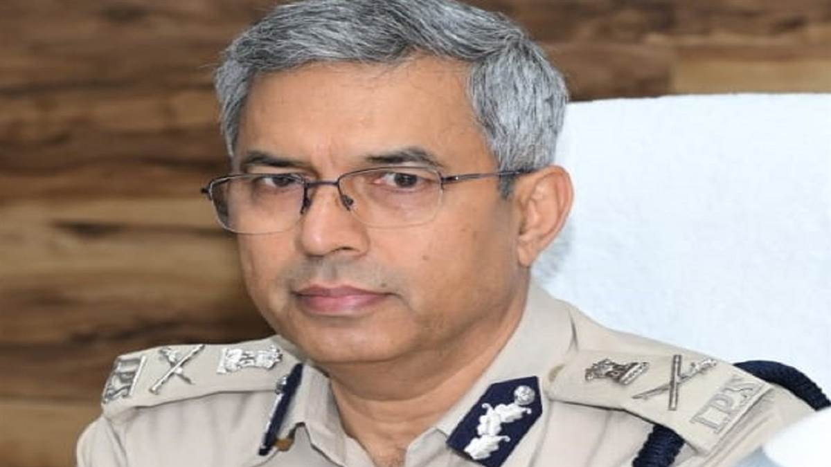 https://www.jagranimages.com/images/newimg/17092025/17_09_2025-dgp1_24050488.jpg