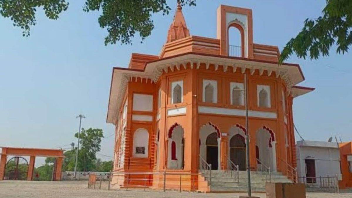 https://www.jagranimages.com/images/newimg/17092025/17_09_2025-dhopap_dham__24050293.jpg