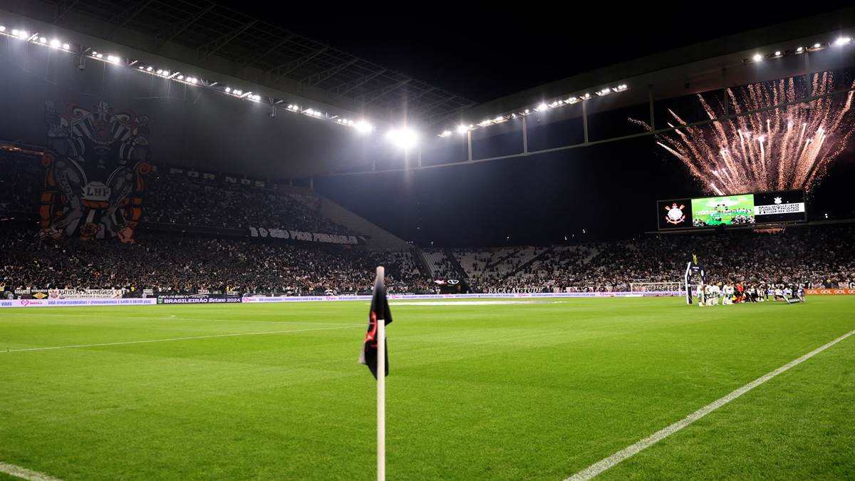 https://www.jagranimages.com/images/newimg/17092025/17_09_2025-footballdemo_24050770.jpg