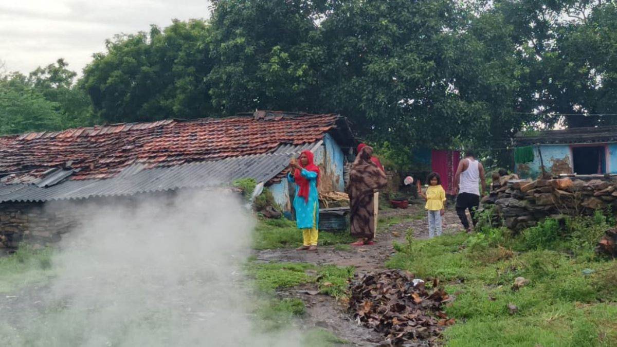 https://www.jagranimages.com/images/newimg/17092025/17_09_2025-jhariya_news_24049813.jpg