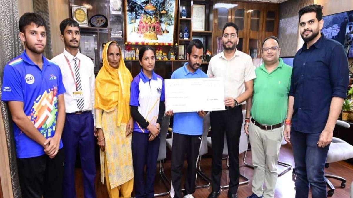https://www.jagranimages.com/images/newimg/17092025/17_09_2025-katra_pawan_kumar_24050533.jpg