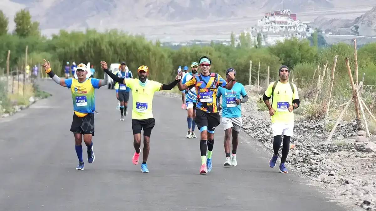 https://www.jagranimages.com/images/newimg/17092025/17_09_2025-ladakh_marathon_24050006.jpg