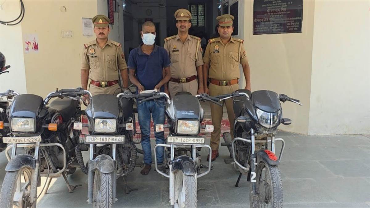 https://www.jagranimages.com/images/newimg/17092025/17_09_2025-noida_news_update_-_2025-09-17t102112.340_24049850.jpg