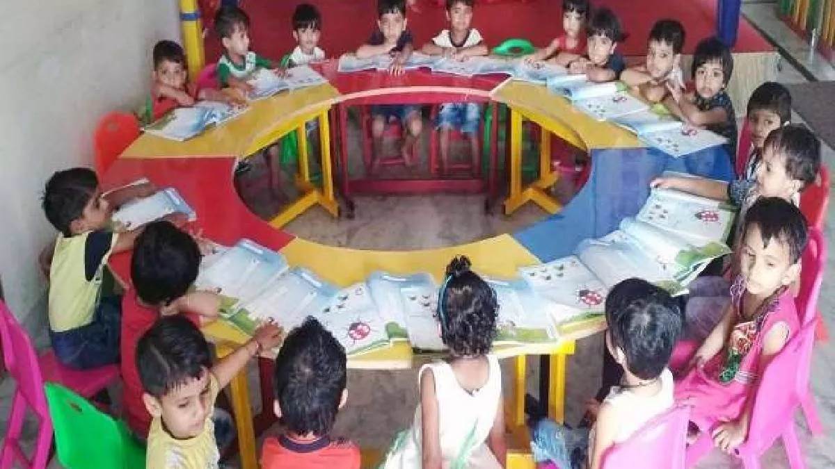 https://www.jagranimages.com/images/newimg/17092025/17_09_2025-play_school_news_24050183.jpg