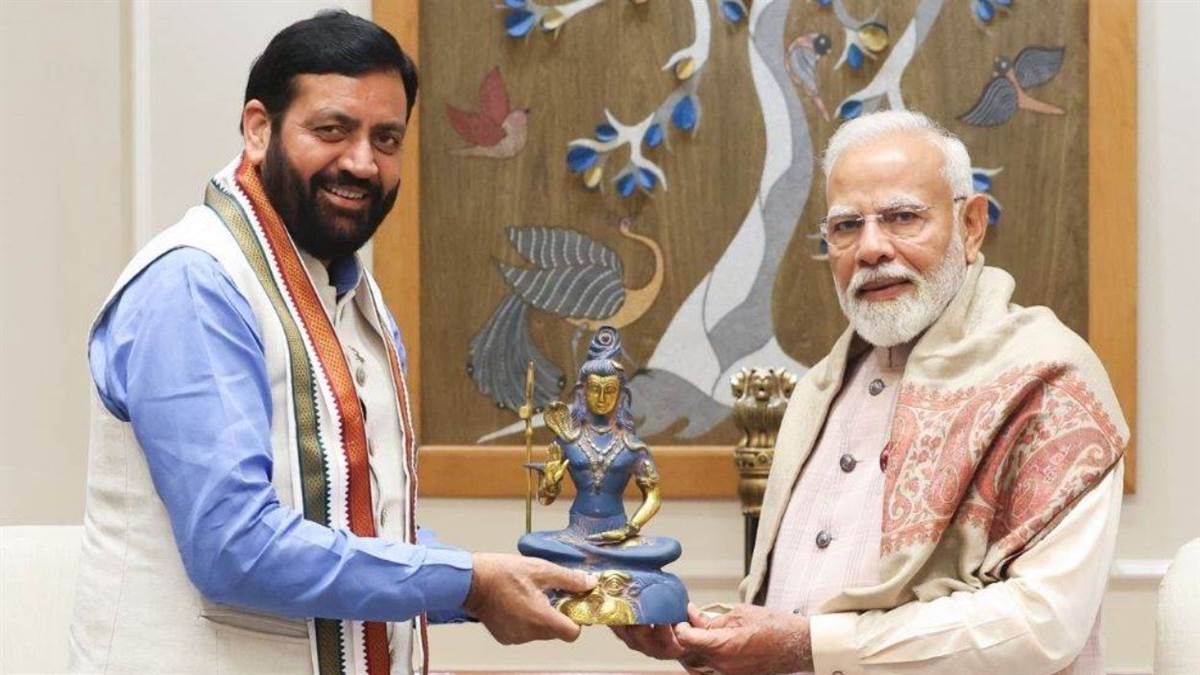 https://www.jagranimages.com/images/newimg/17092025/17_09_2025-pm_modi_birthday_4_24050616_200351.jpg