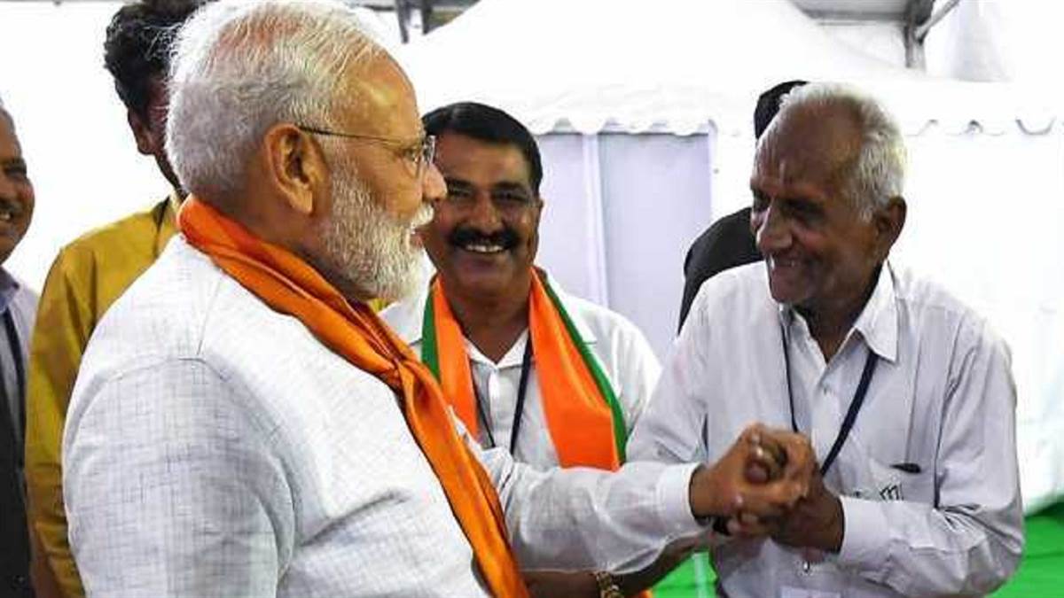 https://www.jagranimages.com/images/newimg/17092025/17_09_2025-pm_with_madan_24050114.jpg