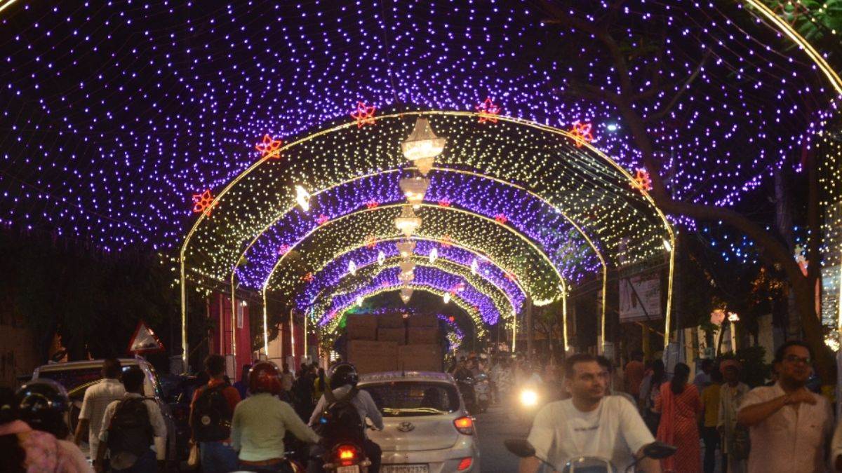 https://www.jagranimages.com/images/newimg/17092025/17_09_2025-ram_barat_agra_lighting_24049841.jpg