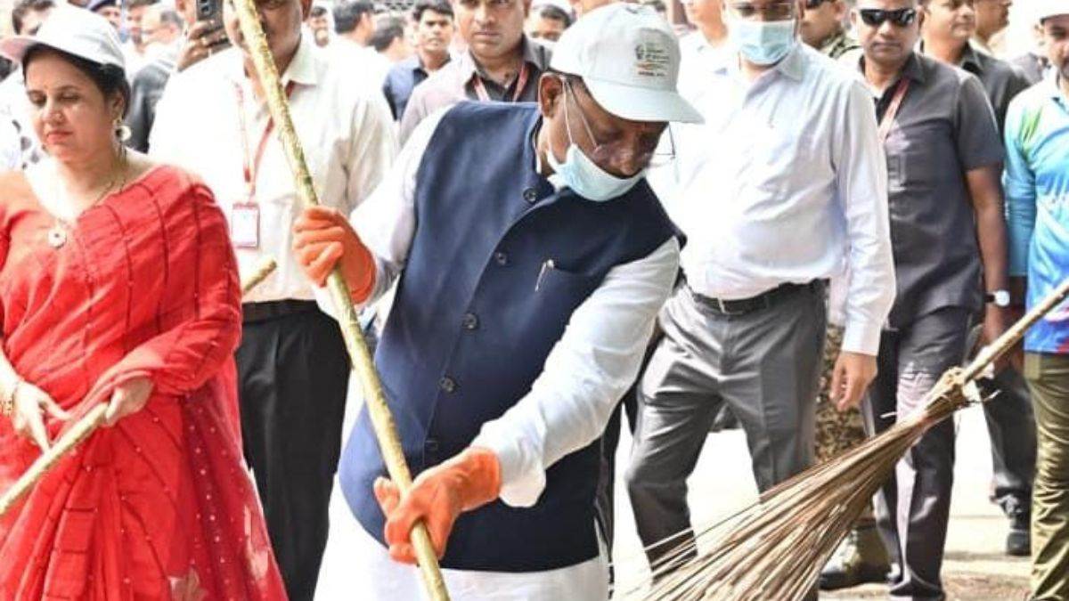 https://www.jagranimages.com/images/newimg/17092025/17_09_2025-sai_1_24050800.jpg