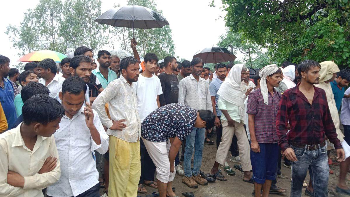 https://www.jagranimages.com/images/newimg/17092025/17_09_2025-six_death_moradabad_24049767_93427305.jpg