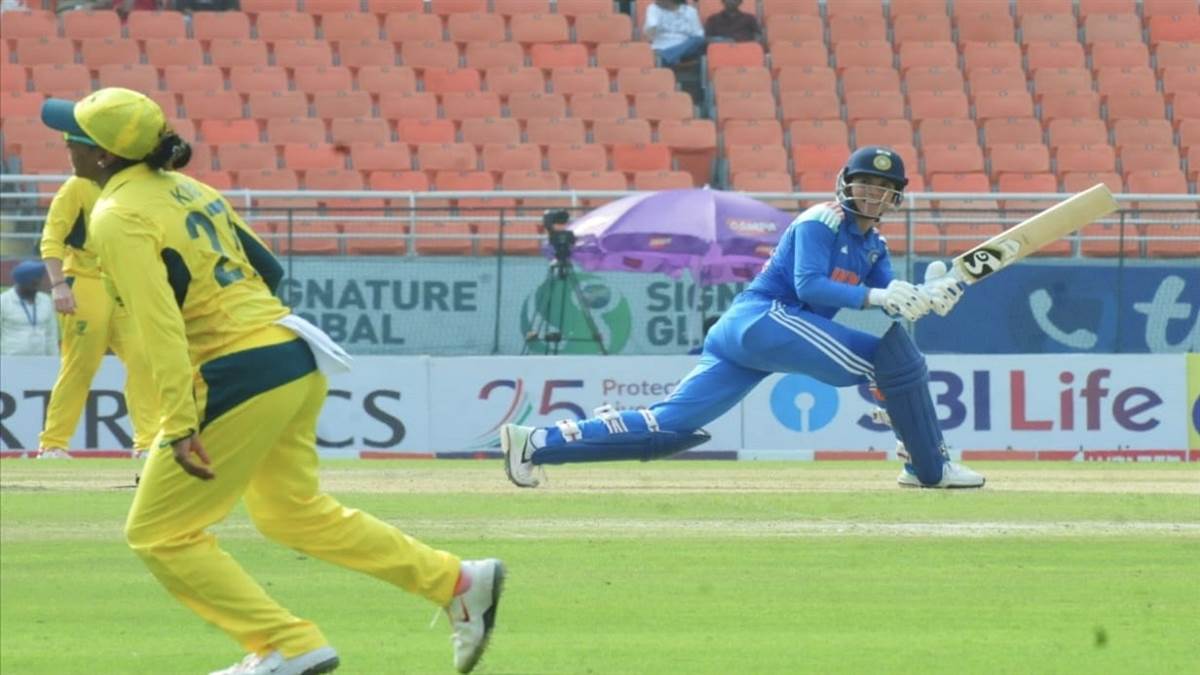 https://www.jagranimages.com/images/newimg/17092025/17_09_2025-smriti5_24050380.jpg