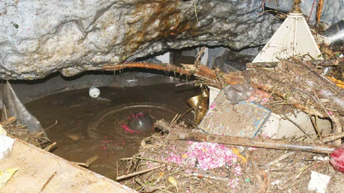 https://www.jagranimages.com/images/newimg/17092025/17_09_2025-tapkeshwar_mandir_24050363.jpg