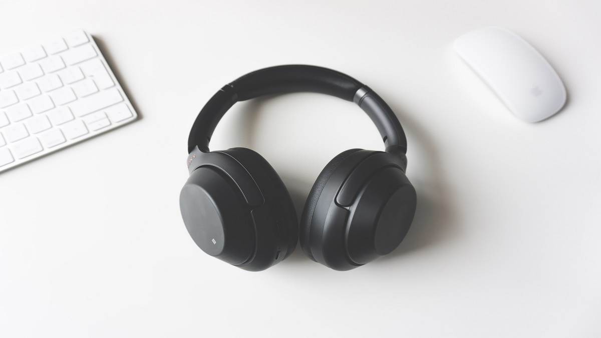 Amazon Sale Today: 3990 वाला हेडफोन Festive Deals On Best Headphones में खरीदें 1149, सस्ते दाम में लाएं घर