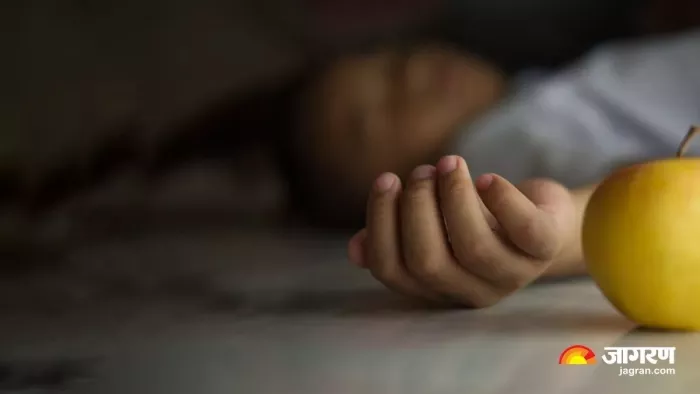 रांची सदर अस्पताल की महिला मरीज ने छठे तल्ले से कूदकर की आत्महत्या। (सांकेतिक फोटो)