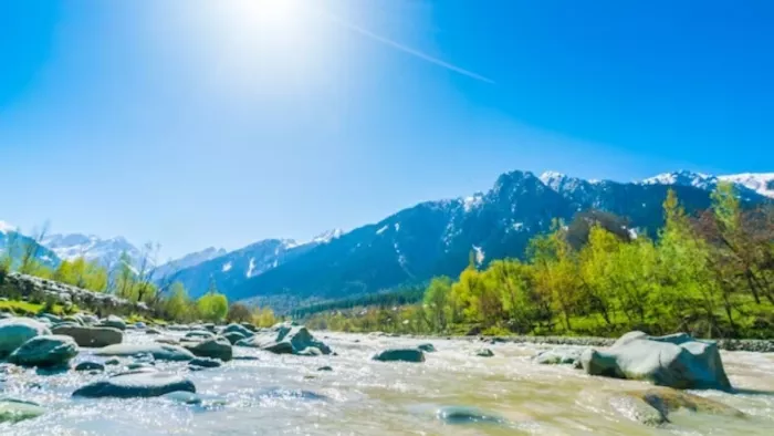 Popular destinations in India: नवंबर में घूमने के लिए बेस्ट हैं ये जगहें