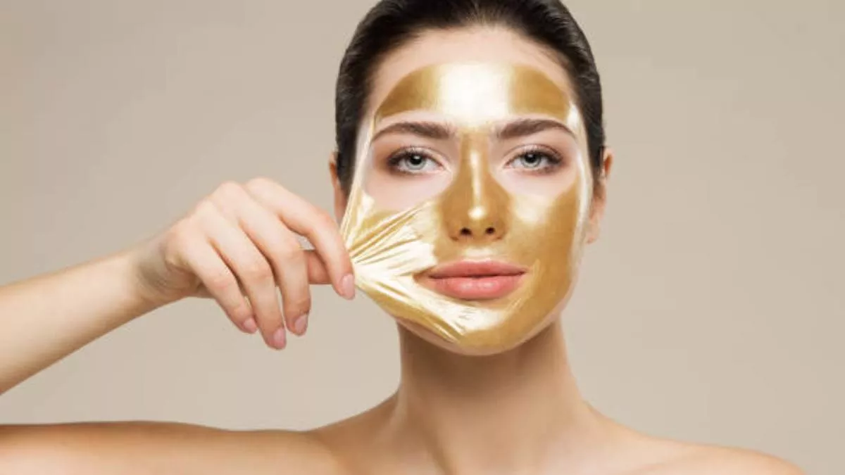 दिखना है सुंदर, हसीन और जवां तो ये ग्लोइंड Facial Kits देंगी सोने सा निखार! हर कोई पूछेगा ग्लोइंग स्किन का राज