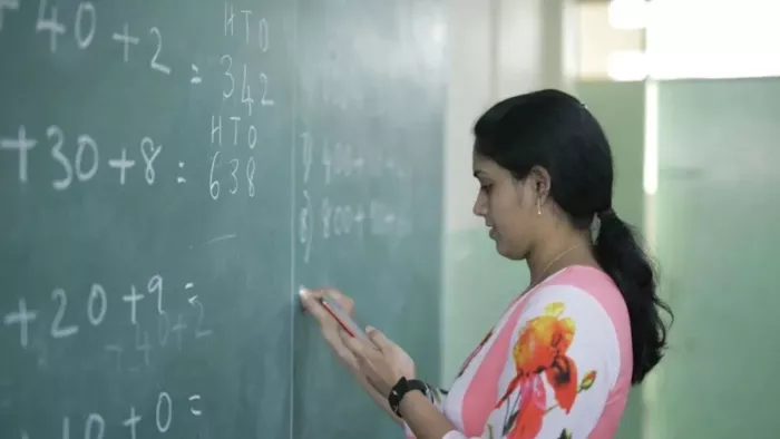 बिहार में 23 हजार 801 शिक्षकों के प्रमाण पत्र संदिग्ध पाए गए हैं। प्रतीकात्मक तस्वीर