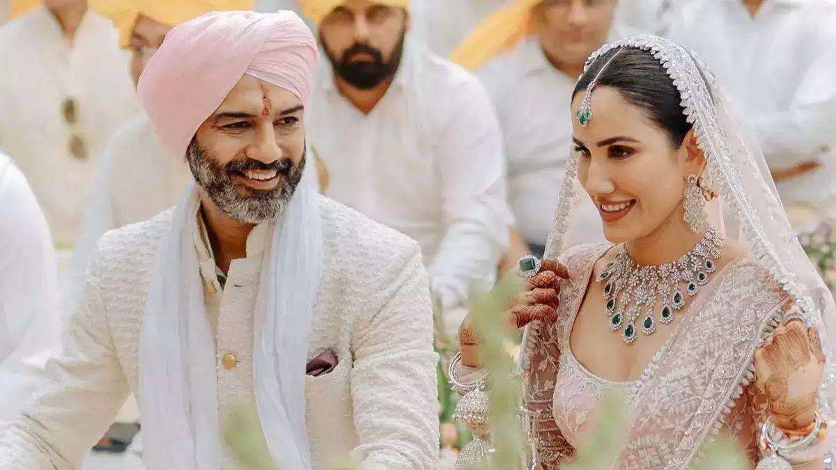 https://www.jagranimages.com/images/newimg/17102024/17_10_2024-sonali_23817436.jpg