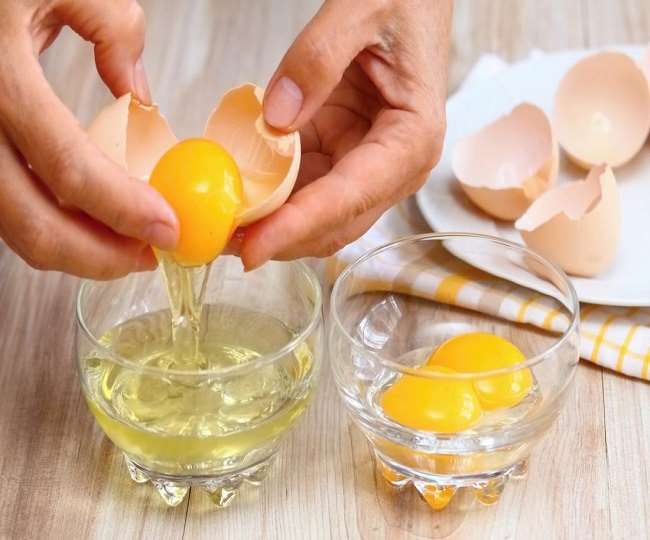 Egg Face Mask कील मुहांसों से छुटकारा दिलाने के साथ ही स्किन में निखार