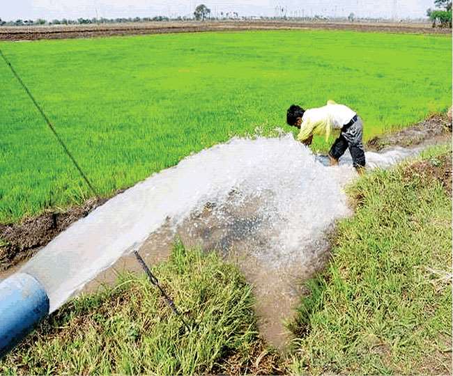 देश के किसानों की वर्षा जल पर निर्भरता खत्म करने की है जरूरत। फाइल