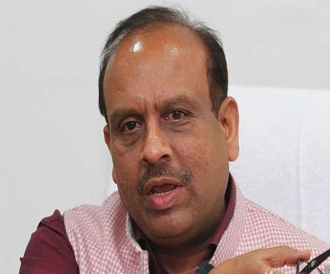 Delhi Politics: 2047 तक प्रति व्यक्ति आय सिंगापुर के बराबर करने के लक्ष्य पर भाजपा नेता का कटाक्ष