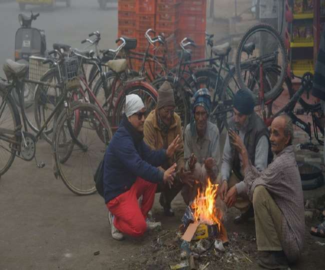 देश में बढ़ रही ठंड, पहाड़ों पर कंपकंपाती सर्दी; आज दिल्ली का न्यूनतम तापमान रहा 10 डिग्री