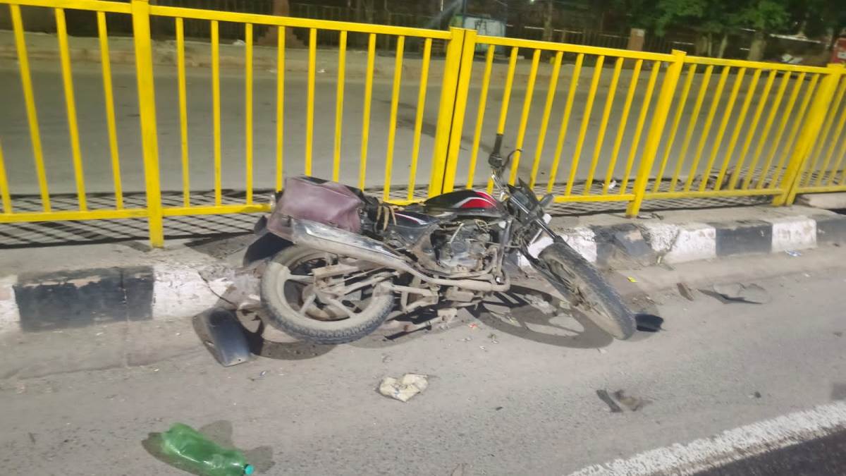 https://www.jagranimages.com/images/newimg/17112022/17_11_2022-accident_sikandra_23209710.jpg