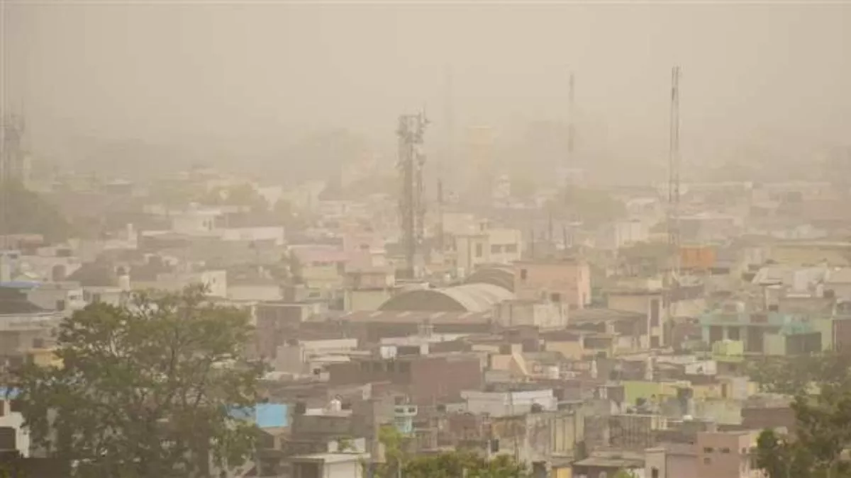 Air Pollution in Moradabad : महानगर के चार क्षेत्र अभी येलो जोन में हैं।
