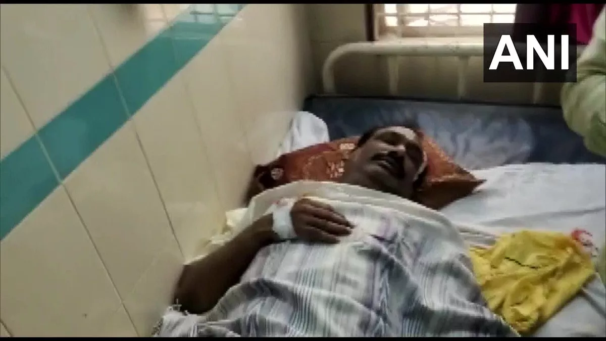 आंध्र प्रदेश में टीडीपी नेता पोलनती शेषगिरी राव पर हुआ जानलेवा हमला, अस्पताल में कराया गया भर्ती