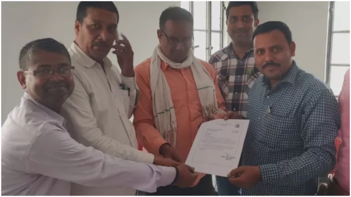 मुखिया पद को छोड़ टीचर बने बेगूसराय के टुनटुन पासवान, बोले- शुरू से ही शिक्षा के प्रति था लगाव