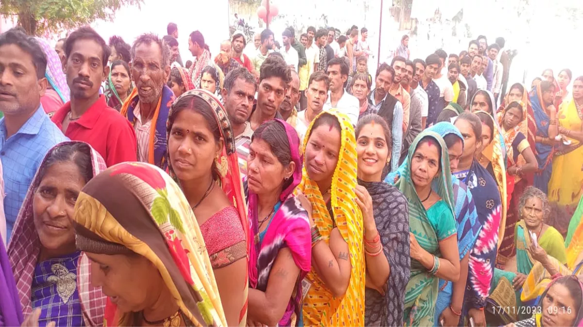 Chhattisgarh Election 2023: छत्तीसगढ़ में नक्‍सलियों का पोलिंग पार्टी पर हमला, ITBP का जवान शहीद; मौके पर पहुंचा भारी सुरक्षाबल