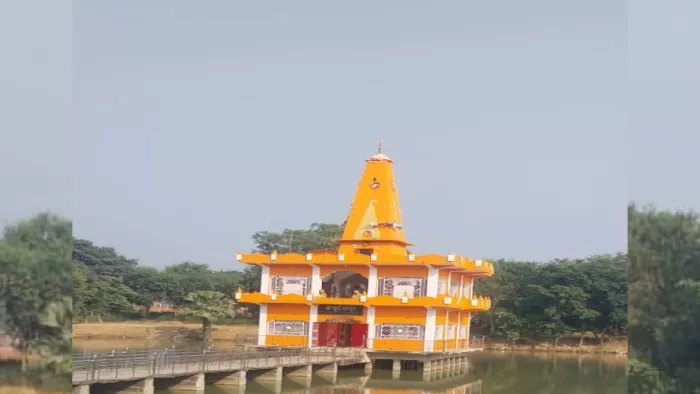 औरंगाबाद के देव की तरह गोड़सरा सूर्य सरोवर की महत्ता बढ़ी, यूपी से भी बड़ी संख्या में आते हैं श्रद्धालु