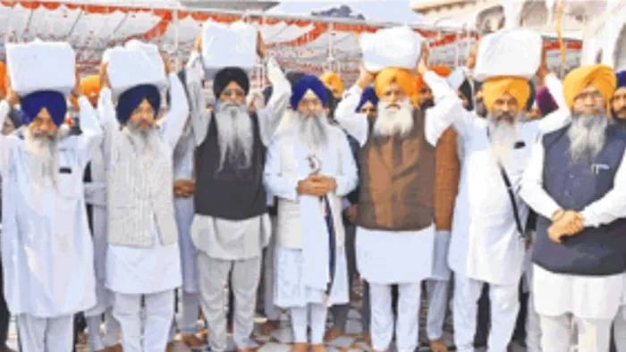 धामी ने राज्यपाल के समक्ष उठाया बंदी सिखों की रिहाई का मामला