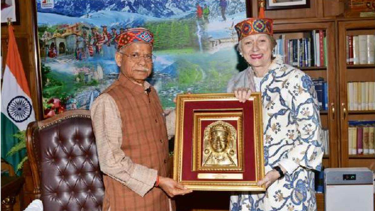 british deputy high commissioner caroline rowett met the governor discussed cooperation in tourism and education