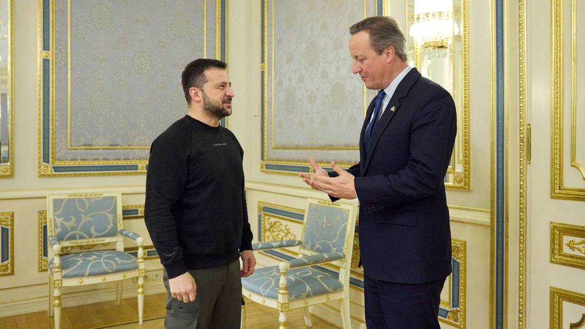 https://www.jagranimages.com/images/newimg/17112023/17_11_2023-volodymyr_zelensky__and_david_cameron_23582154.jpg