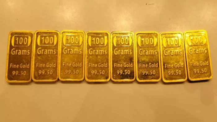 बक्सर पुलिस ने जब्त किया 800 ग्राम सोना