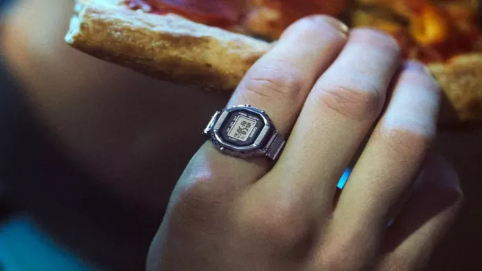 Casio Ring में दिया गया है छोटा सा डिस्प्ले।