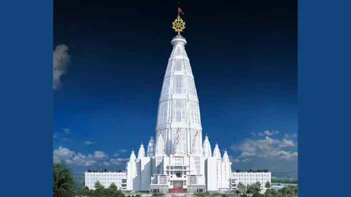 मथुरा वृंदावन में तेजी से चल रहा चंद्रोदय मंदिर का निर्माण कार्य। (Image Credit- Instagram)