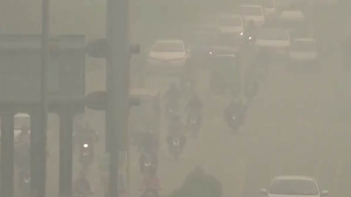 number of respiratory patients increased rapidly due to air pollution in lahore of pakistan