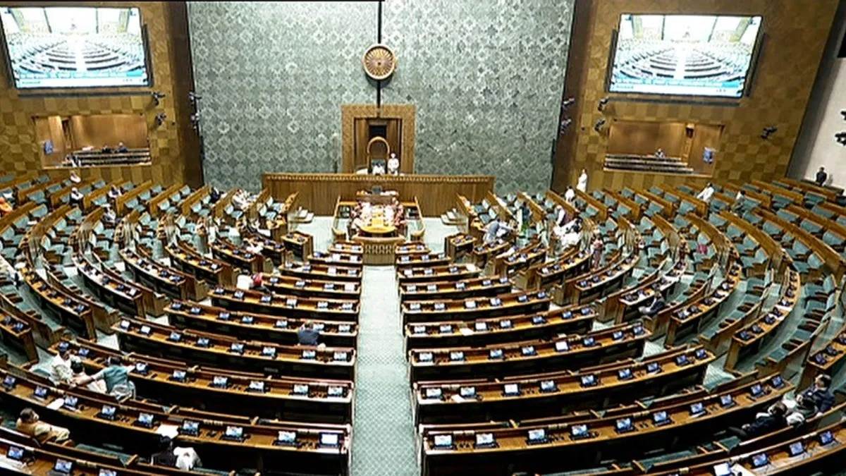 https://www.jagranimages.com/images/newimg/17112024/17_11_2024-news_update_23832737.jpg