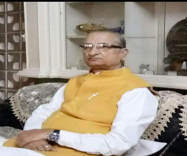 पूर्व सांसद सत्यदेव सिंह पूर्व प्रधानमंत्री अटल बिहारी वाजपेयी की कोर कमेटी तक में शामिल रहे थे।