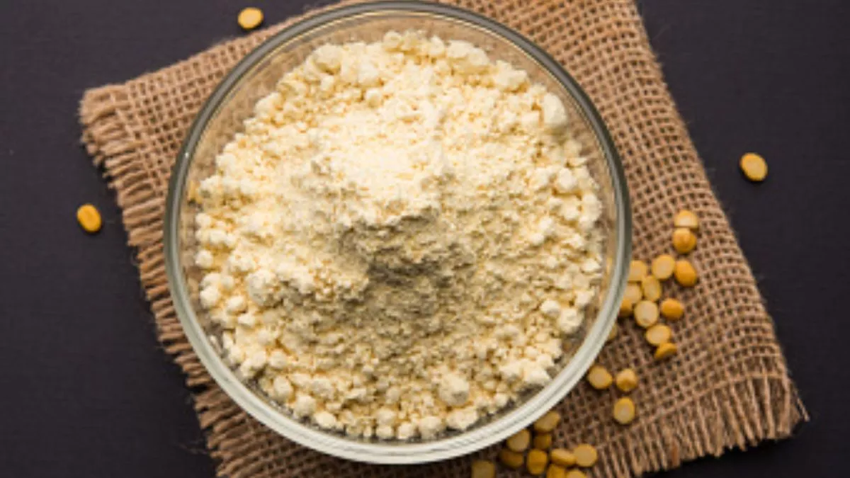 Besan Benefits: सेहत का खजाना है बेसन, ये 6 फायदे जान हो जाएंगे हैरान! -  health benefits of besan